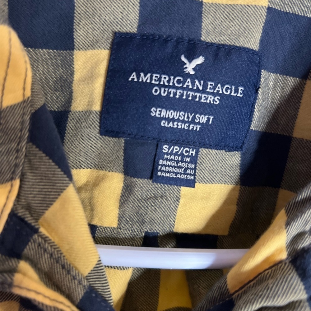 American Eagle Yellow Gingham Button Up Long Sleeve Shirt - Picture 4 of 6